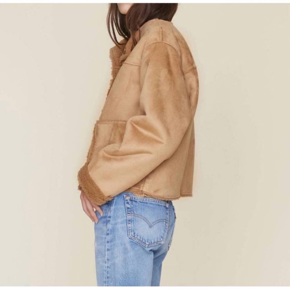 Xirena Women’s Thayer Suede Driftwood Tan Shearling Collarless Boxy Jacket Sz S - Picture 7 of 7